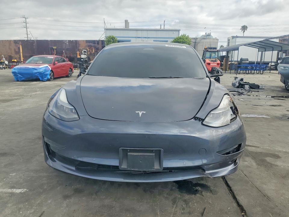 2022 Tesla Model 3 მანქანა იყიდება აუქციონზე, vin: 5YJ3E1EB8NF354985, აუქციონის ნომერი: 50340286
