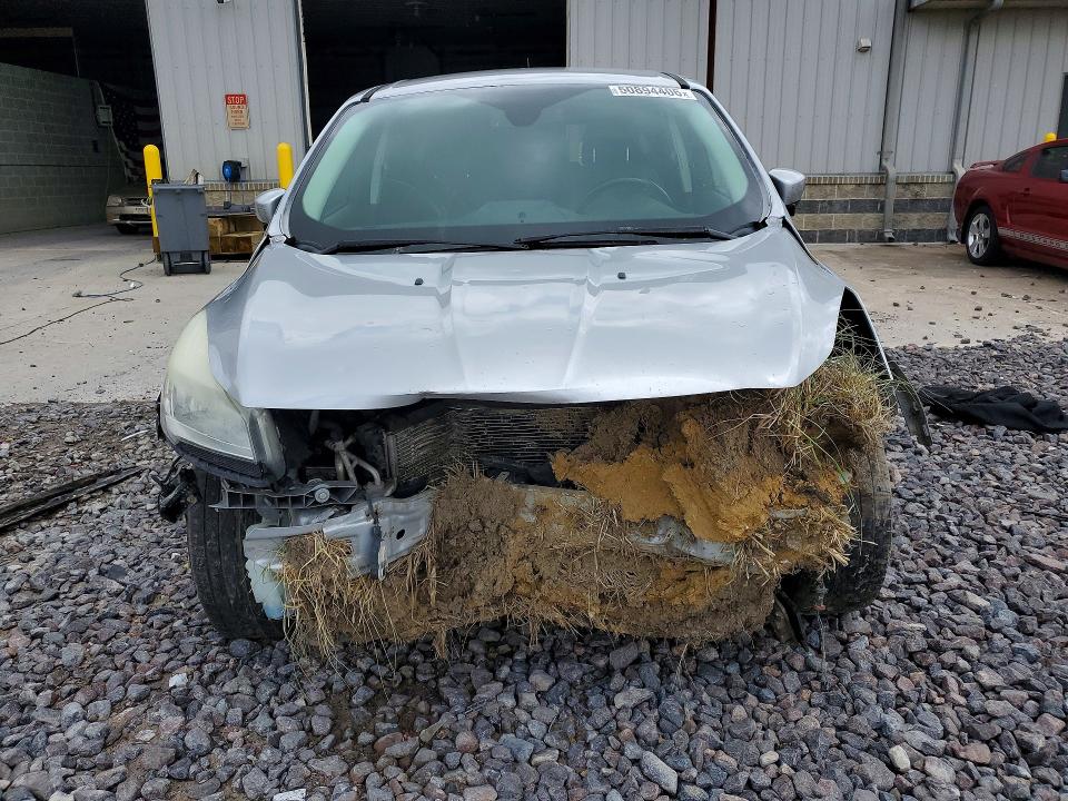 2013 Ford Escape მანქანა იყიდება აუქციონზე, vin: 1FMCU9HX9DUA60067, აუქციონის ნომერი: 50894406