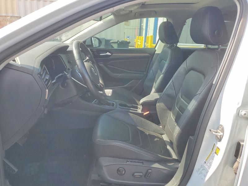 51104406 :رقم المزاد ، 3VWG57BU9KM101947 vin ، 2019 Volkswagen Jetta مزاد بيع