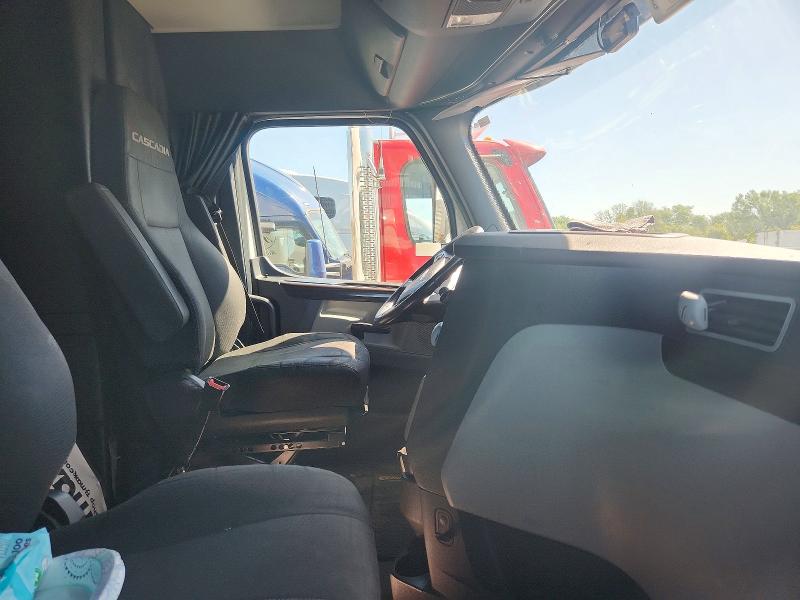 Продаж на аукціоні авто 2021 Freightliner Cascadia 126, vin: 1FUJHHDR0MLMP3401, номер лоту: 50460616