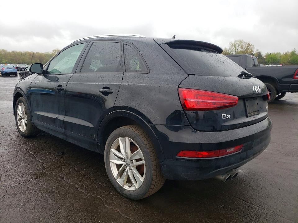51076676 :رقم المزاد ، WA1ECCFSXJR018522 vin ، 2018 Audi Q3 مزاد بيع