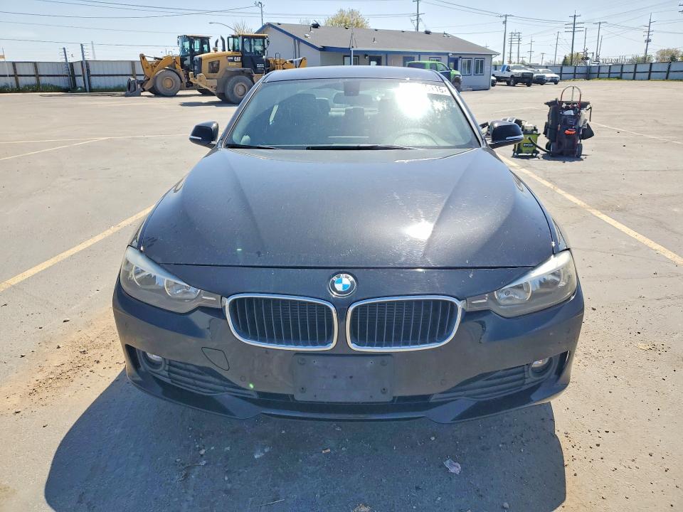 2015 Bmw 320 მანქანა იყიდება აუქციონზე, vin: WBA3B1G51FNT04476, აუქციონის ნომერი: 50695116