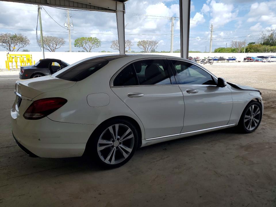 Продаж на аукціоні авто 2015 Mercedes-benz C, vin: 55SWF4JBXFU072784, номер лоту: 49840096