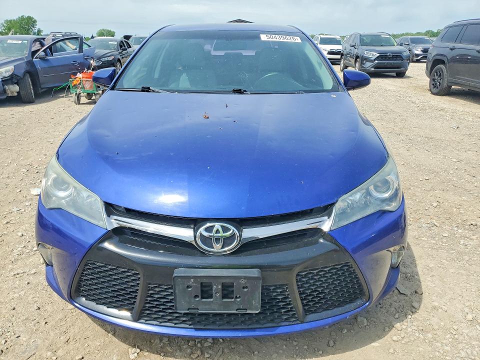 50439626 :رقم المزاد ، 4T1BF1FK9GU501473 vin ، 2016 Toyota Camry مزاد بيع