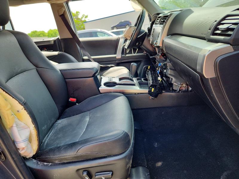 49418736 :رقم المزاد ، JTEFU5JRXR5305297 vin ، 2024 Toyota 4runner مزاد بيع