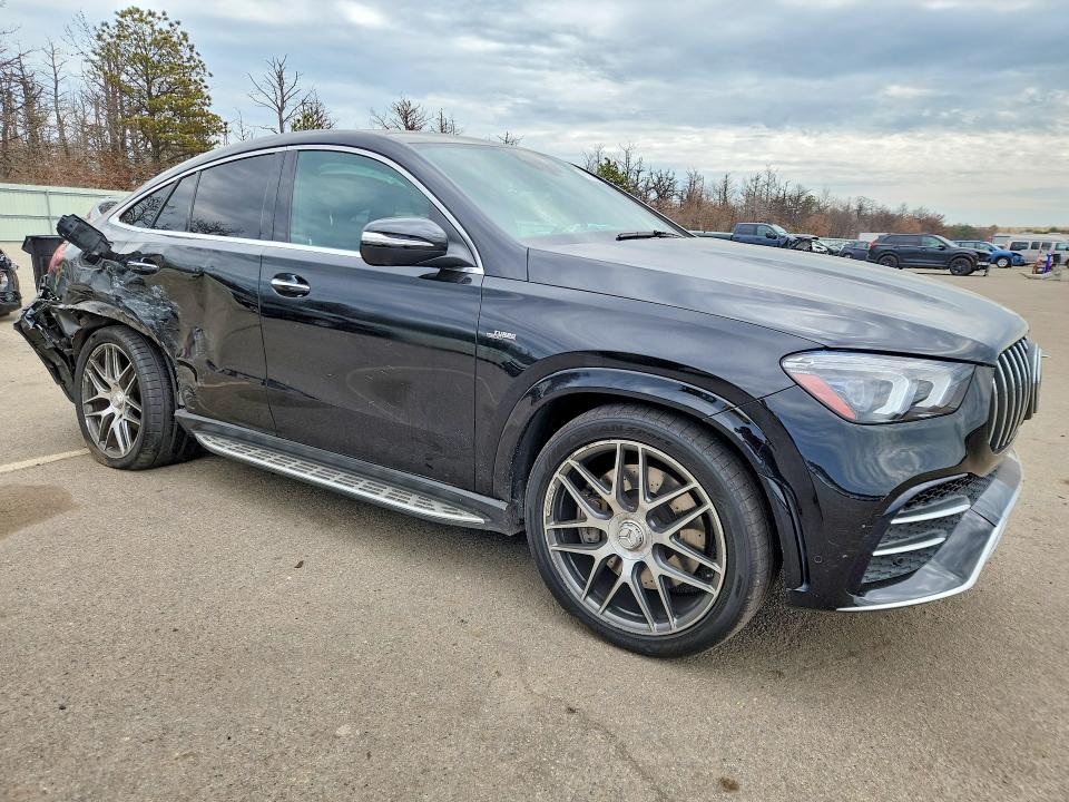 48211296 :رقم المزاد ، 4JGFD6BB8MA574633 vin ، 2021 Mercedes-benz Gle Coupe مزاد بيع
