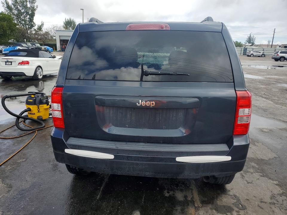 48997446 :رقم المزاد ، 1C4NJPFB0ED888169 vin ، 2014 Jeep Patriot مزاد بيع