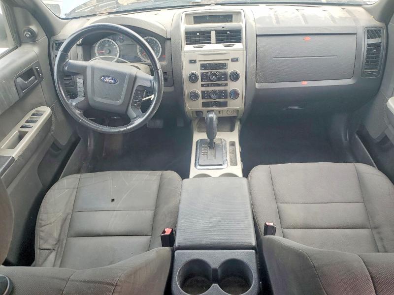 2010 Ford Escape მანქანა იყიდება აუქციონზე, vin: 1FMCU9D71AKC60891, აუქციონის ნომერი: 51870246