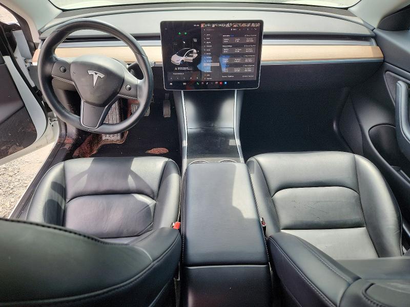 Продажа на аукционе авто 2018 Tesla Model 3, vin: 5YJ3E1EBXJF145581, номер лота: 48283906