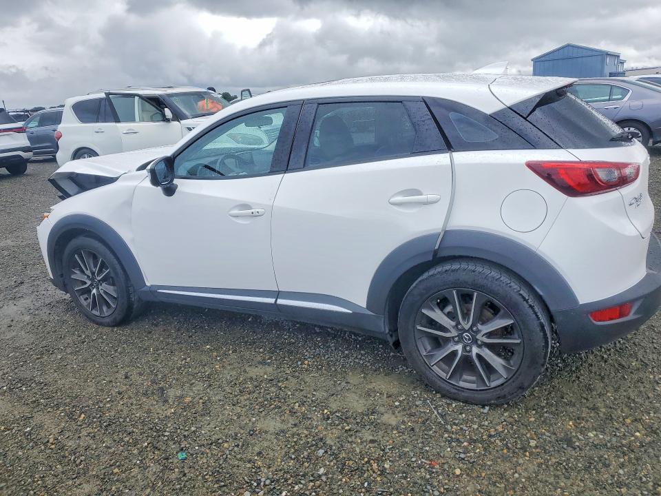 50673496 :رقم المزاد ، JM1DKFD79H0166230 vin ، 2017 Mazda Cx-3 مزاد بيع