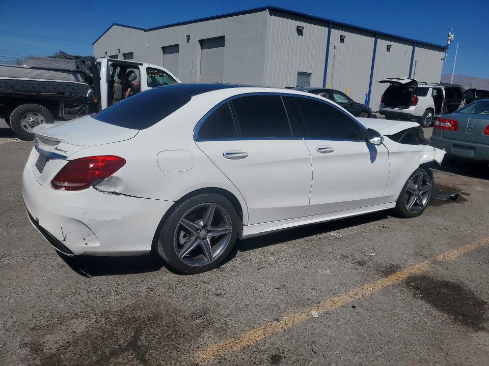 49160176 :رقم المزاد ، 55SWF4KB8FU083166 vin ، 2015 Mercedes-benz C مزاد بيع