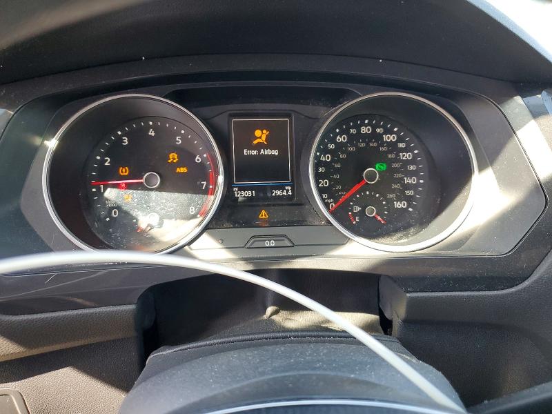 Продаж на аукціоні авто 2019 Volkswagen Tiguan, vin: 3VV0B7AX2KM079963, номер лоту: 49517726