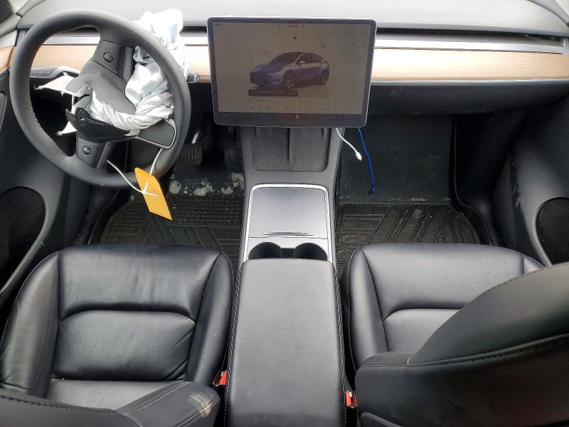 47206216 :رقم المزاد ، 7SAYGAEE1NF548626 vin ، 2022 Tesla Model Y مزاد بيع