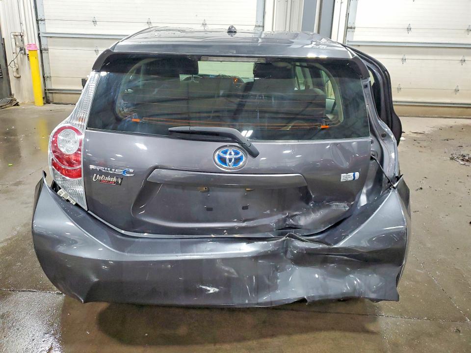 2014 Toyota Prius C მანქანა იყიდება აუქციონზე, vin: JTDKDTB38E1076539, აუქციონის ნომერი: 51027116