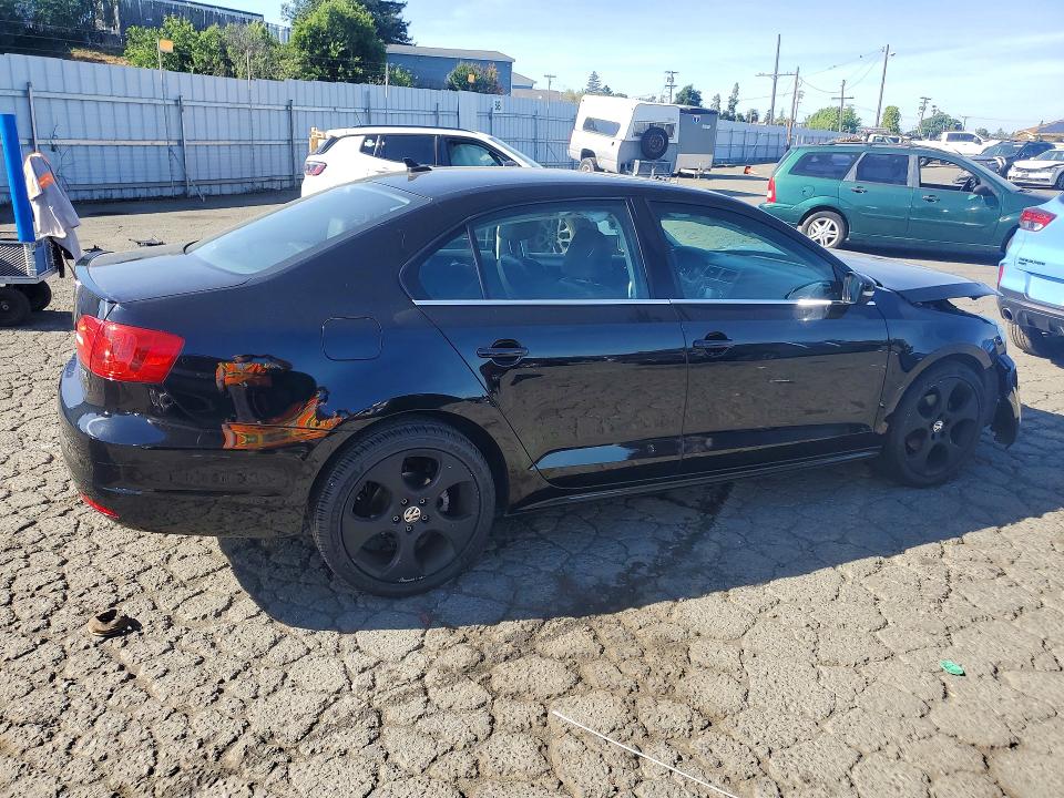 Продажа на аукционе авто 2013 Volkswagen Jetta, vin: 3VWLP7AJ2DM450970, номер лота: 49143016