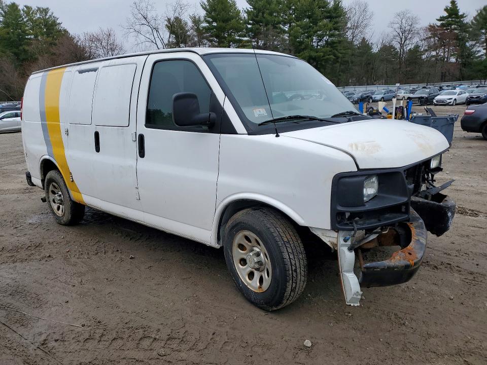 48619926 :رقم المزاد ، 1GCSGAFX5B1119500 vin ، 2011 Chevrolet Express G1500 مزاد بيع