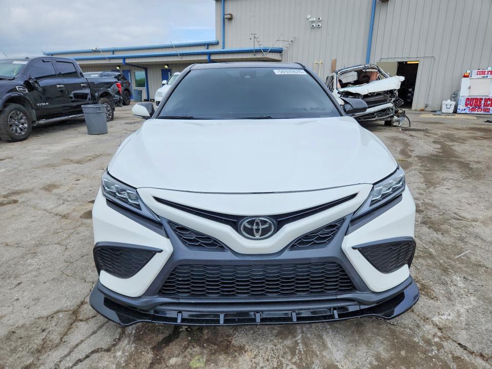 50920626 :رقم المزاد ، 4T1S11AK5RU199785 vin ، 2024 Toyota Camry مزاد بيع