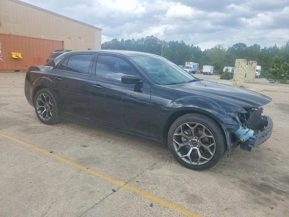 2016 Chrysler 300 მანქანა იყიდება აუქციონზე, vin: 2C3CCABG7GH161668, აუქციონის ნომერი: 48891676