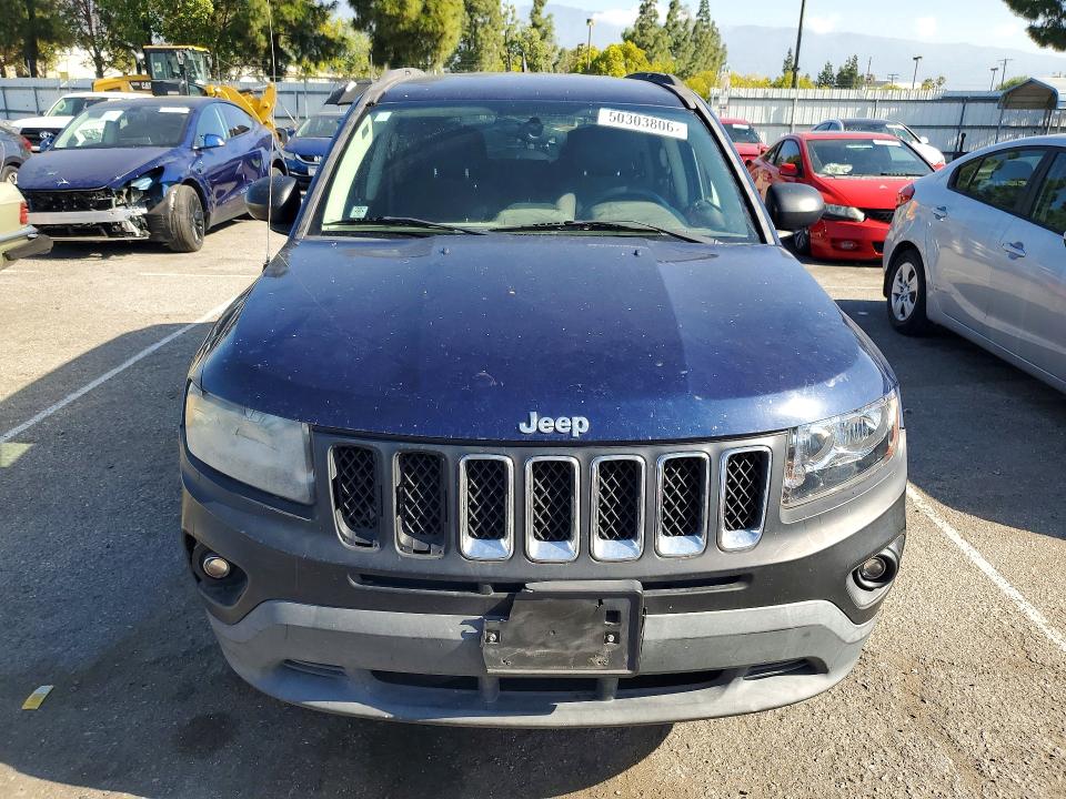50303806 :رقم المزاد ، 1C4NJDBBXGD638204 vin ، 2016 Jeep Compass مزاد بيع
