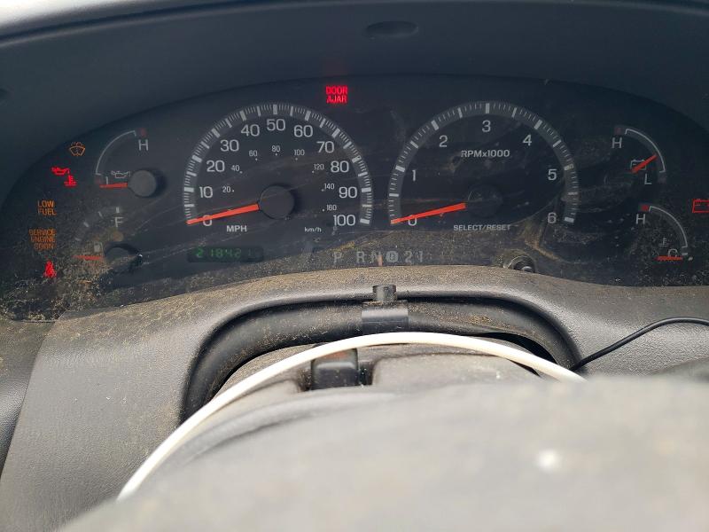 50197436 :رقم المزاد ، 1FMFU16LX1LA85141 vin ، 2001 Ford Expedition مزاد بيع