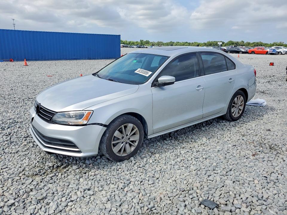 50300886 :رقم المزاد ، 3VWD07AJ5FM310634 vin ، 2015 Volkswagen Jetta مزاد بيع
