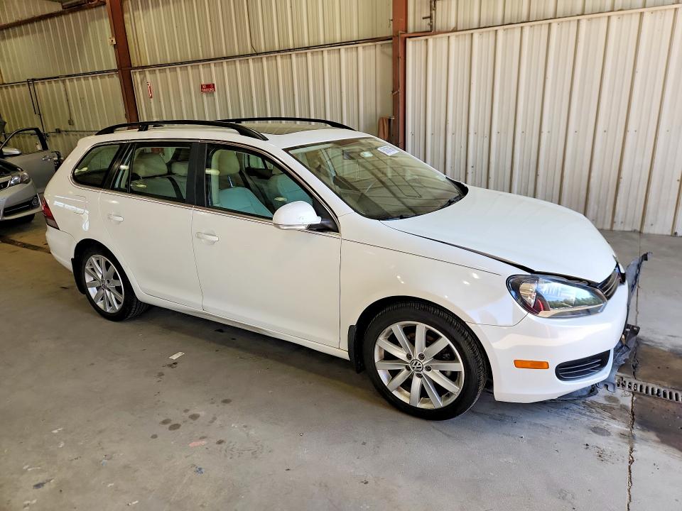 50067866 :رقم المزاد ، 3VWPP7AJ7EM605242 vin ، 2014 Volkswagen Jetta مزاد بيع