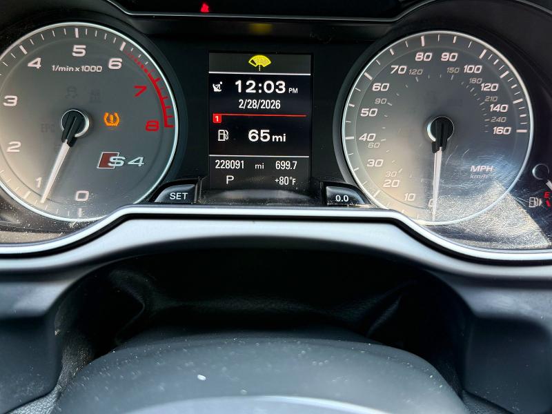 2015 Audi S4 მანქანა იყიდება აუქციონზე, vin: WAUKGAFL1FA011259, აუქციონის ნომერი: 48542056