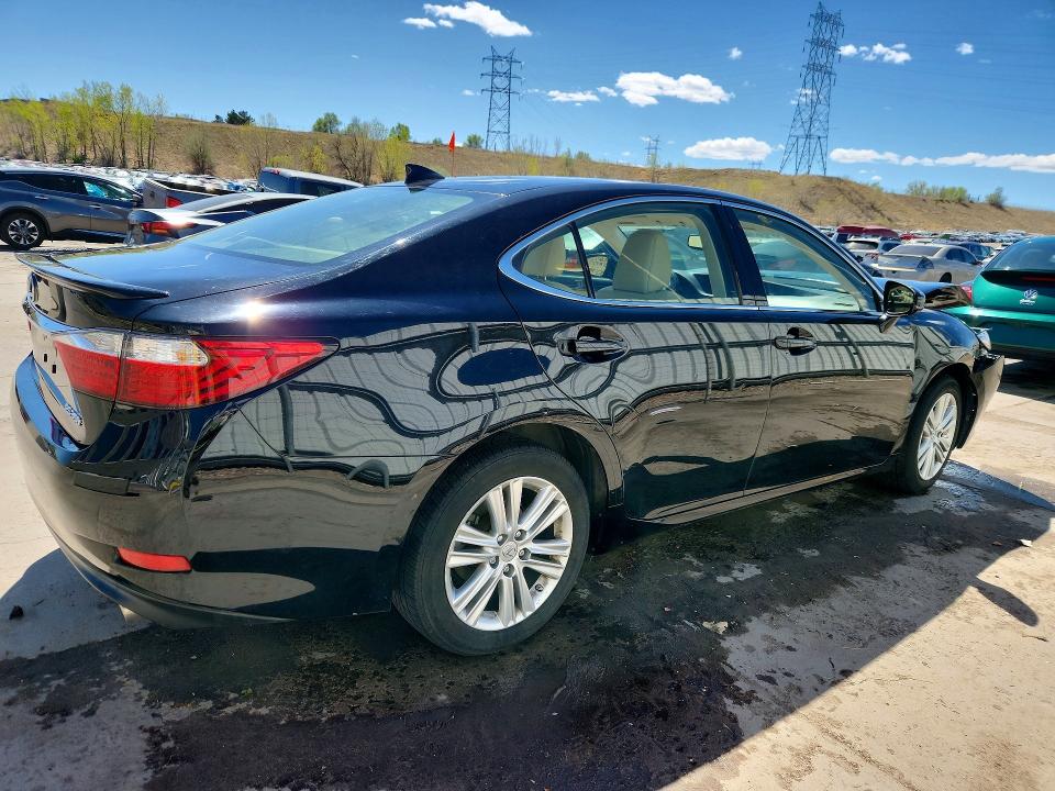 Продажа на аукционе авто 2015 Lexus Es, vin: JTHBK1GG8F2168878, номер лота: 50099886