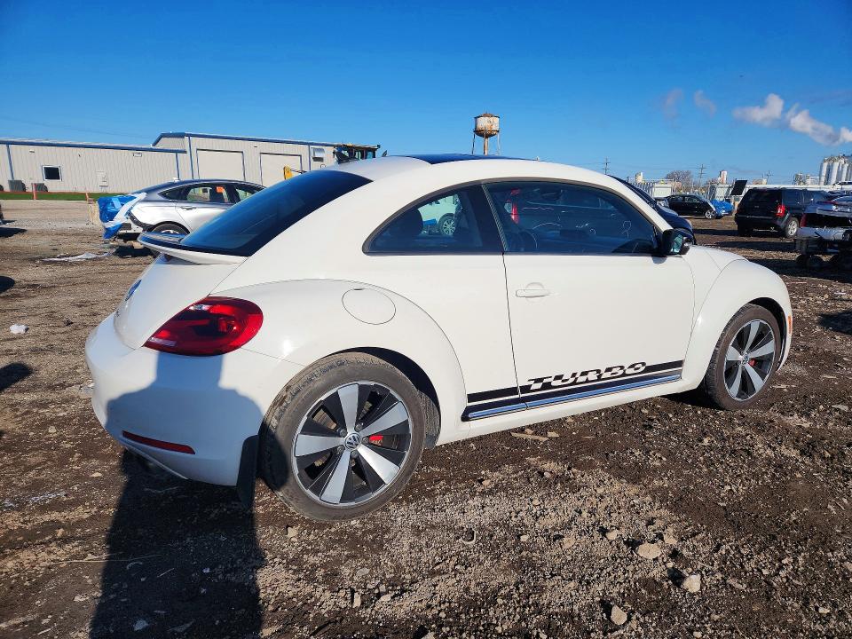 47326516 :رقم المزاد ، 3VW467AT7DM608678 vin ، 2013 Volkswagen Beetle مزاد بيع