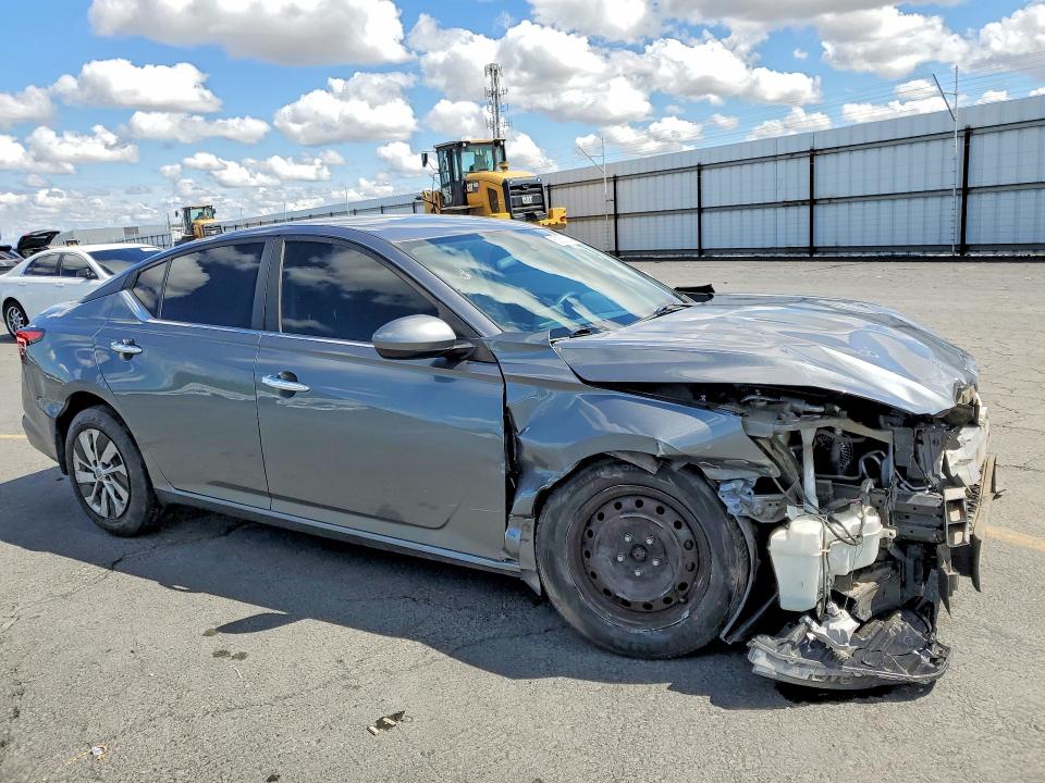 2019 Nissan Altima მანქანა იყიდება აუქციონზე, vin: 1N4BL4BV5KN305313, აუქციონის ნომერი: 50531046
