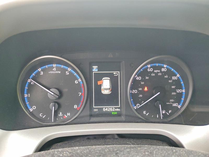48343166 :رقم المزاد ، 2T3WFREV8JW492954 vin ، 2018 Toyota Rav4 مزاد بيع