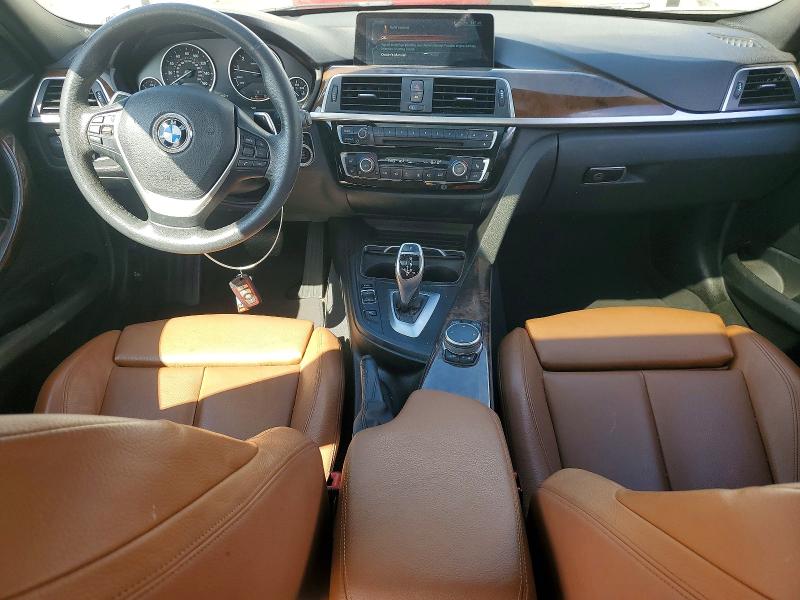 50138686 :رقم المزاد ، WBA8D9G34HNU62052 vin ، 2017 Bmw 330 مزاد بيع