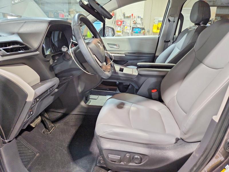 2022 Toyota Sienna მანქანა იყიდება აუქციონზე, vin: 5TDJRKEC1NS123285, აუქციონის ნომერი: 50799086