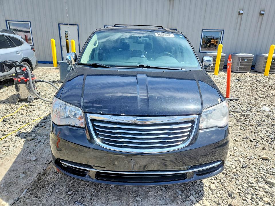 2016 Chrysler Town & Country მანქანა იყიდება აუქციონზე, vin: 2C4RC1CG5GR306401, აუქციონის ნომერი: 50564636
