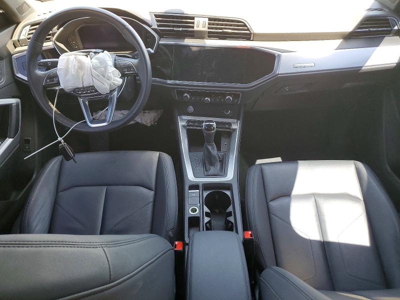 51996796 :رقم المزاد ، WA1DECF35L1116731 vin ، 2020 Audi Q3 مزاد بيع