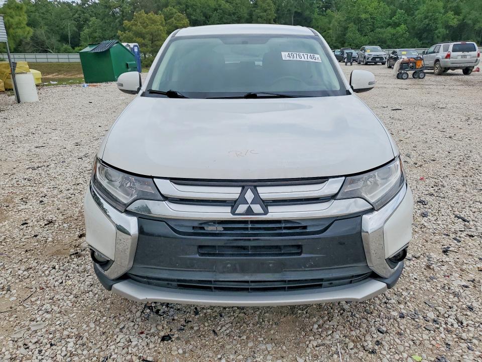 Продажа на аукционе авто 2018 Mitsubishi Outlander, vin: JA4AD3A38JZ006235, номер лота: 49761746