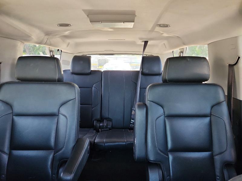 50261716 :رقم المزاد ، 1GNSKHKC4HR272218 vin ، 2017 Chevrolet Suburban مزاد بيع