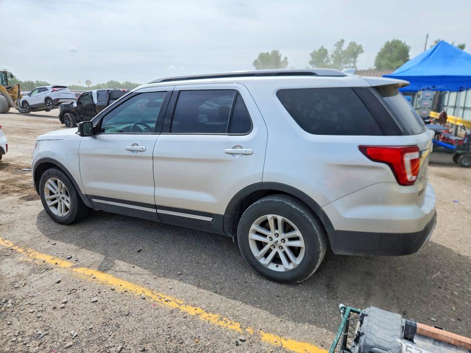 2017 Ford Explorer მანქანა იყიდება აუქციონზე, vin: 1FM5K7D87HGB63221, აუქციონის ნომერი: 45988236