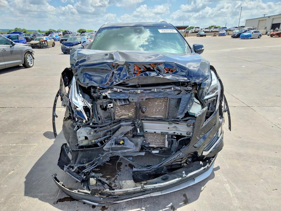 49647206 :رقم المزاد ، 1GYKNCRS7LZ140797 vin ، 2020 Cadillac Xt5 مزاد بيع