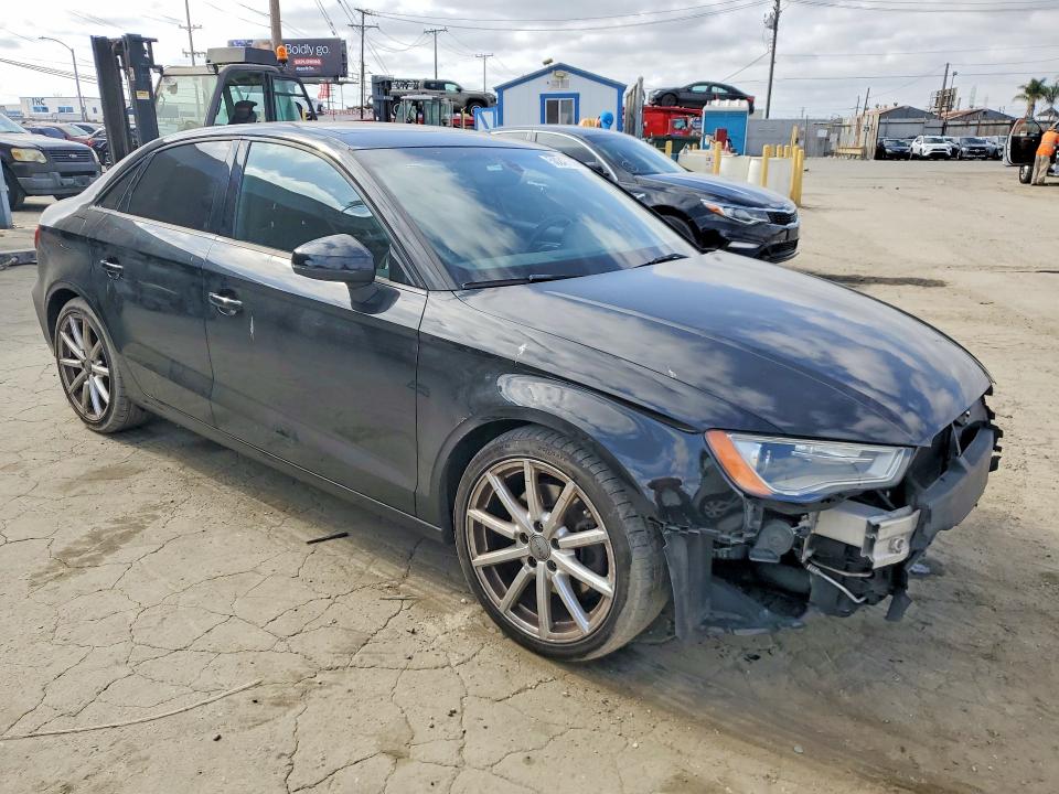 Продажа на аукционе авто 2016 Audi A3, vin: WAUB8GFF6G1038405, номер лота: 50247286