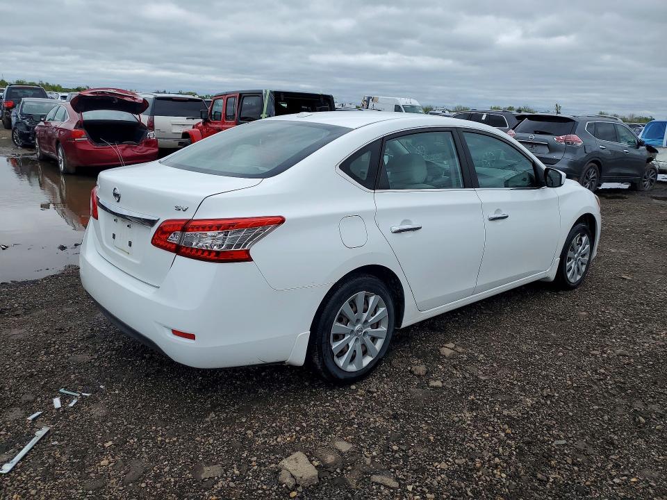 51516786 :رقم المزاد ، 3N1AB7AP3FY219961 vin ، 2015 Nissan Sentra مزاد بيع