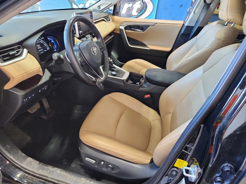 95818875 :رقم المزاد ، 2T3D6RFV8MW021610 vin ، 2021 Toyota Rav4 Hybrid مزاد بيع