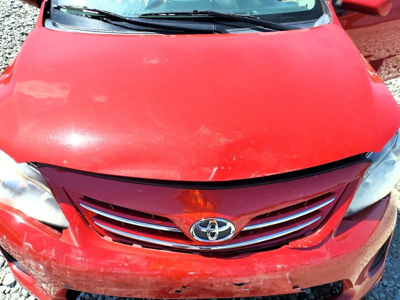 49967726 :رقم المزاد ، 2T1BU4EE6DC014831 vin ، 2013 Toyota Corolla مزاد بيع