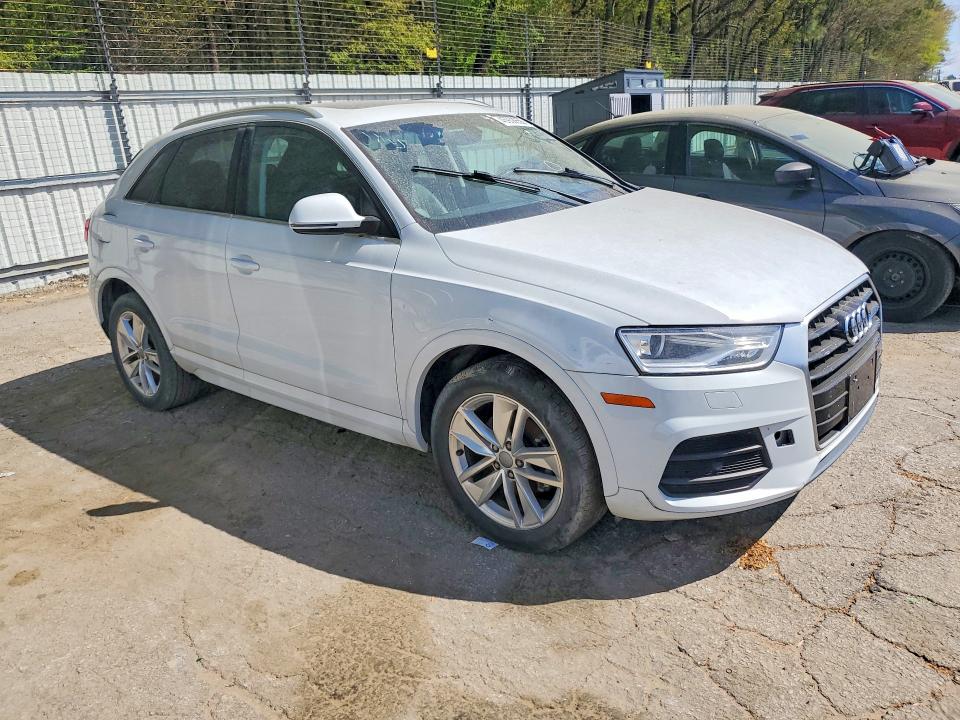 Продажа на аукционе авто 2017 Audi Q3, vin: WA1HCCFS4HR013226, номер лота: 46938656