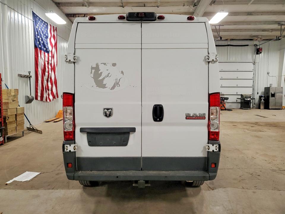 48292786 :رقم المزاد ، 3C6TRVDG0HE505117 vin ، 2017 Ram Promaster 2500 مزاد بيع