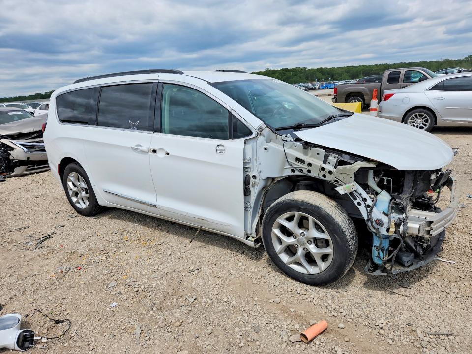 51036776 :رقم المزاد ، 2C4RC1BG0HR810003 vin ، 2017 Chrysler Pacifica مزاد بيع