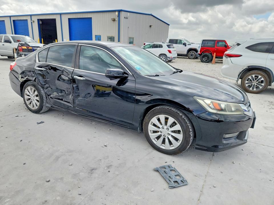 2014 Honda Accord მანქანა იყიდება აუქციონზე, vin: 1HGCR2F74EA299692, აუქციონის ნომერი: 49274806