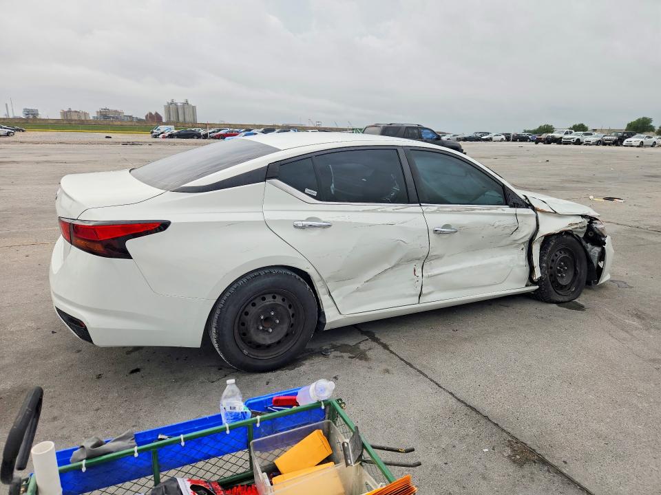 Продаж на аукціоні авто 2022 Nissan Altima, vin: 1N4BL4BV5NN409384, номер лоту: 51887996