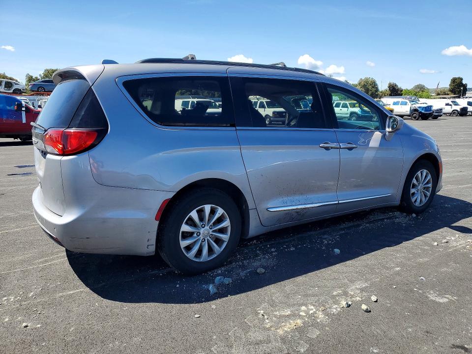 Продаж на аукціоні авто 2017 Chrysler Pacifica, vin: 2C4RC1BG6HR539674, номер лоту: 49919306