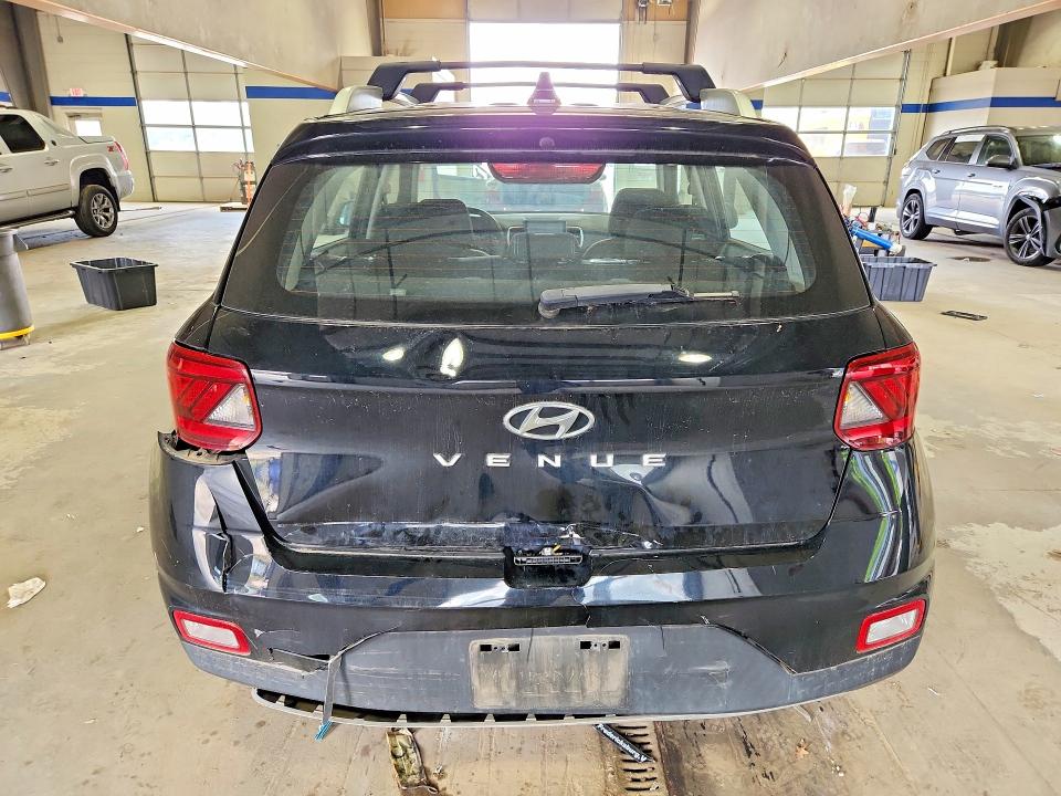51643196 :رقم المزاد ، KMHRC8A39NU188776 vin ، 2022 Hyundai Venue مزاد بيع